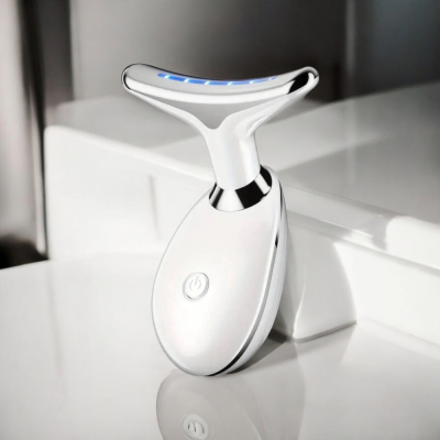 Massageapparat med ljusterapi